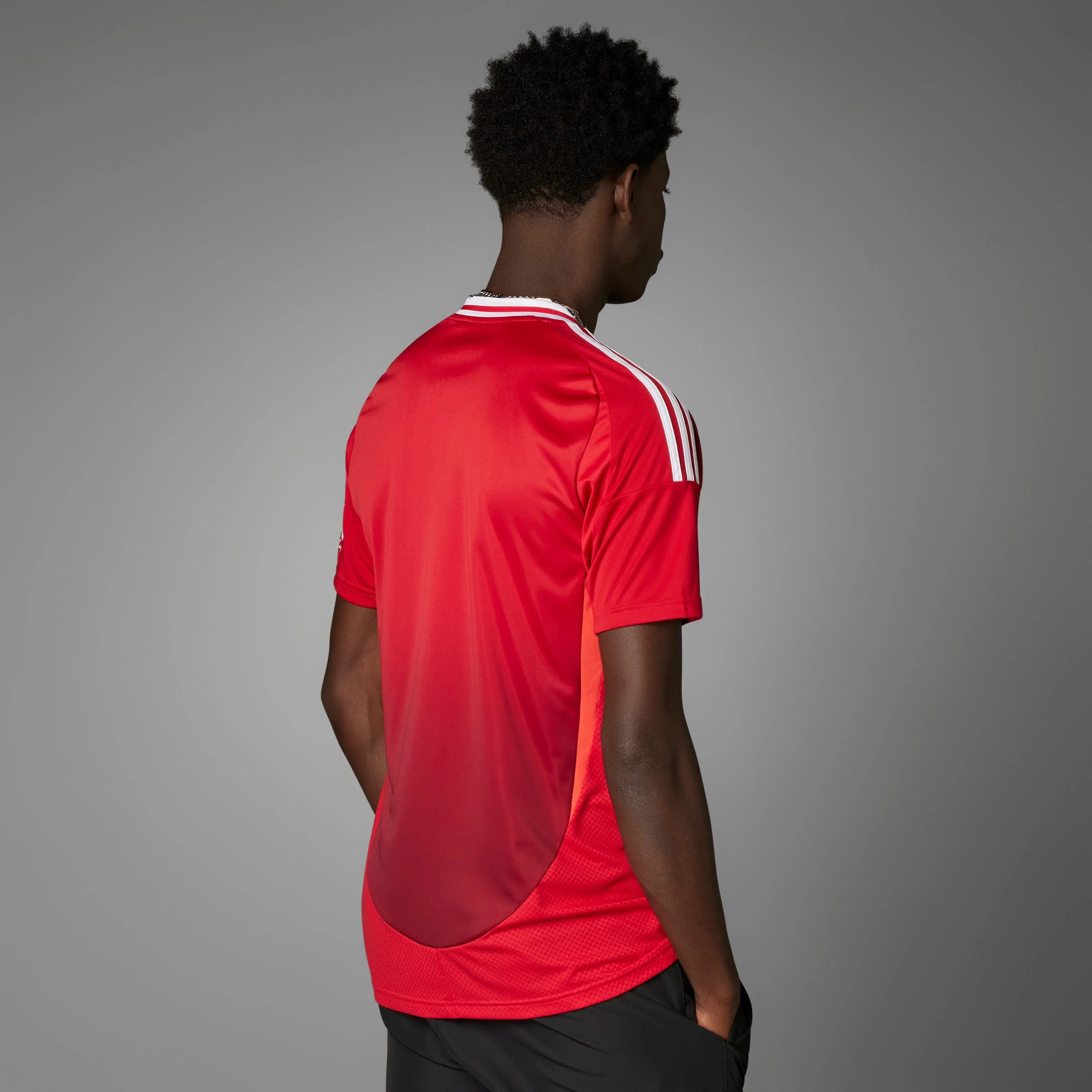 Manchester United FC Adults Home Jersey 2024/25 - Image 11