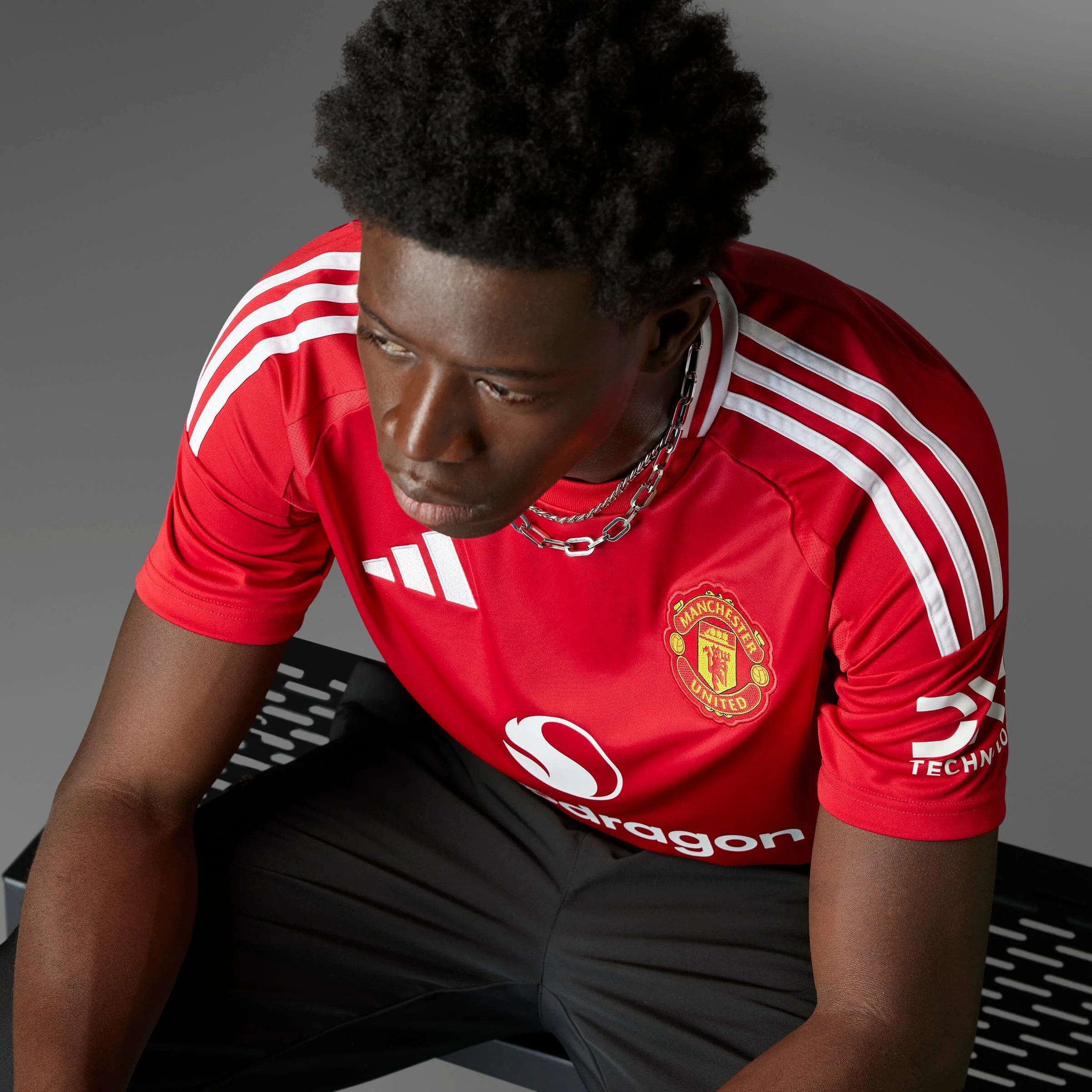 Manchester United FC Adults Home Jersey 2024/25 - Image 12