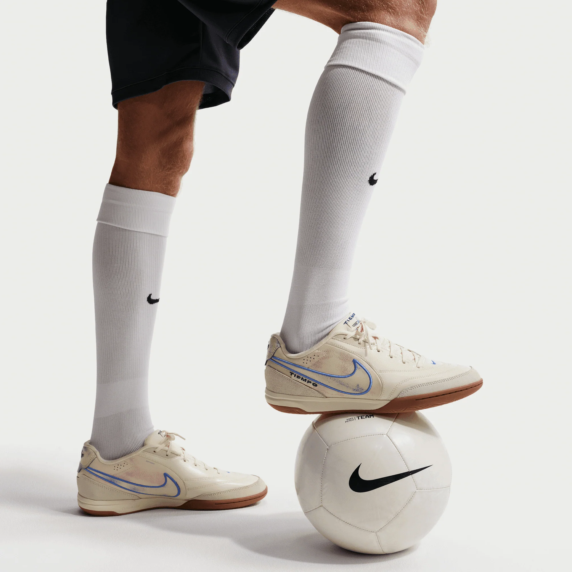Nike Tiempo Streetgato PRM Indoor Senior Football Boots - Coconut Milk - Image 11